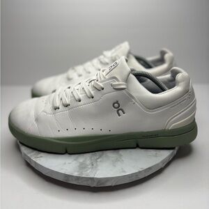 Size 11.5 - ON The Roger Advantage White Reseda